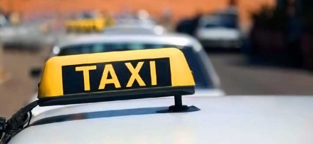 Airport Transfer Taxis Weybridge